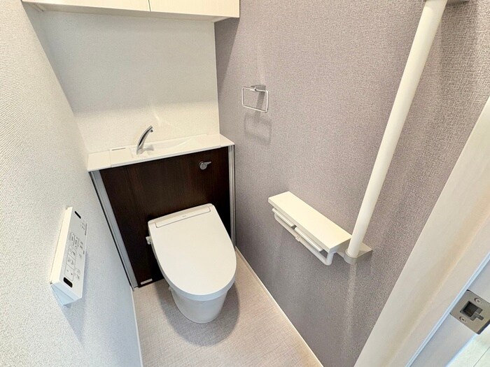 物件内観写真11　(トイレ)