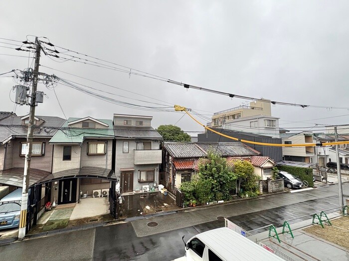 物件内観写真22　(室内からの展望)