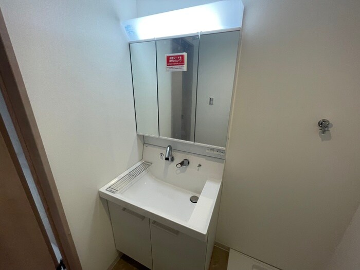 物件内観写真9　(洗面)