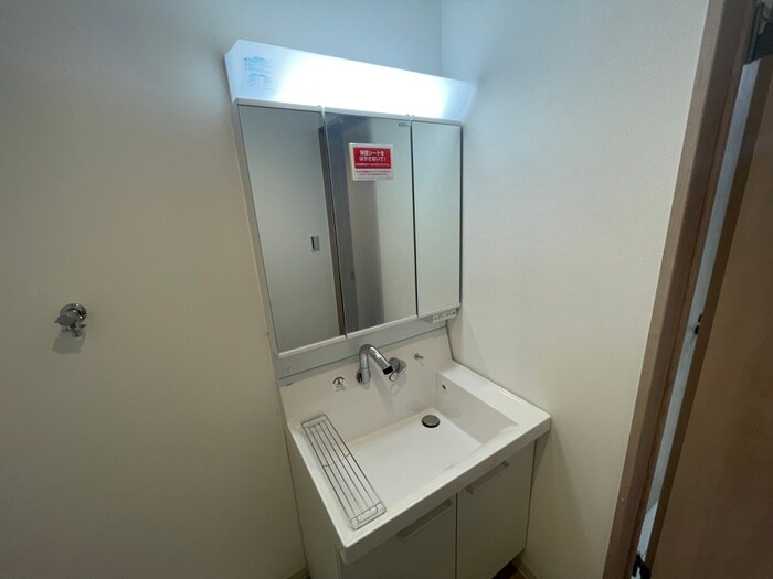 物件内観写真10　(洗面)