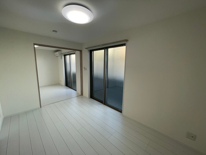 物件内観写真11　(居室)