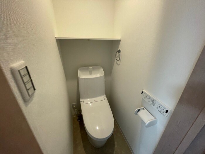 物件内観写真11　(トイレ)