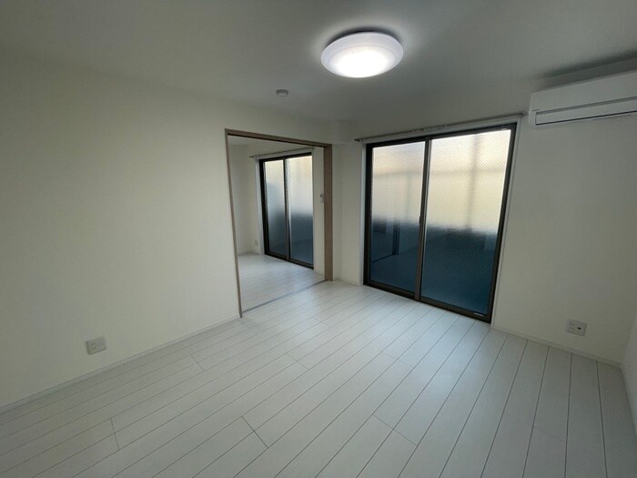 物件内観写真12　(居室)