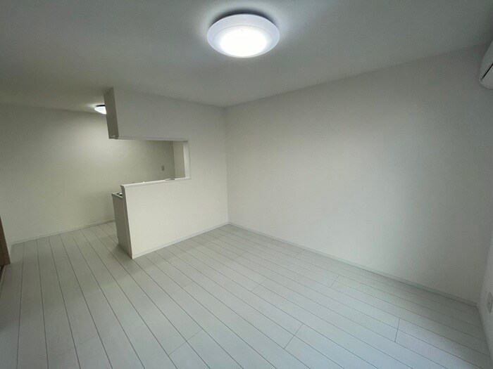 物件内観写真16　(居室)