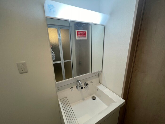 物件内観写真17　(洗面)