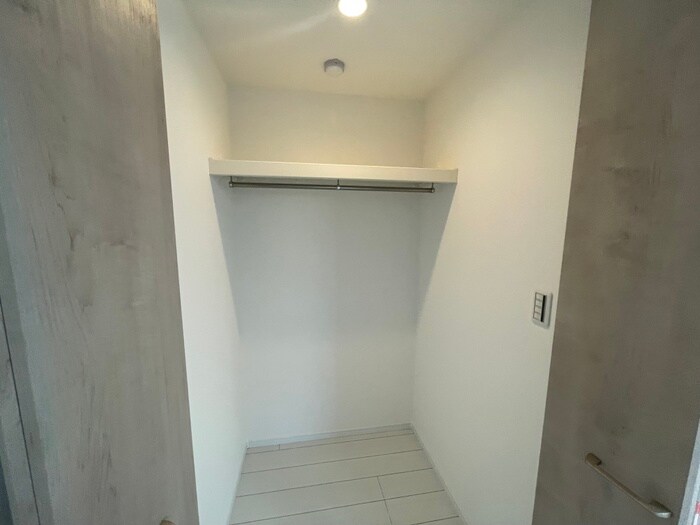 物件内観写真20　(収納)