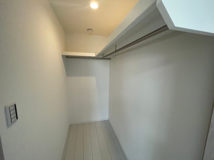 物件内観写真21　(収納)