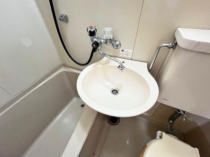 物件内観写真12　(洗面)