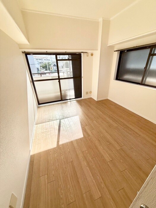 物件内観写真10　(居室)