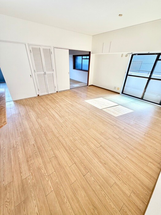 物件内観写真15　(居室)