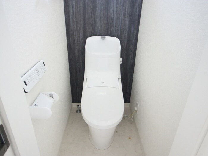 物件内観写真10　(トイレ)