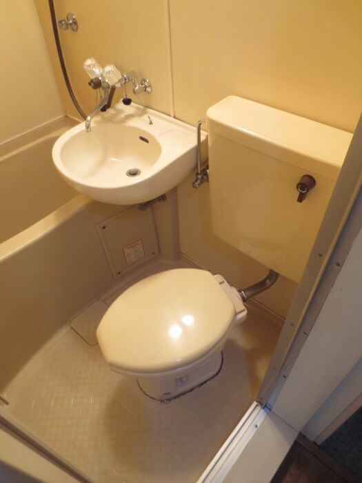 物件内観写真17　(トイレ)