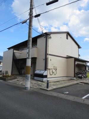 サンフロ－ラ宝ヶ池外観写真