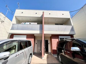 カレ・ブラン花住坂３外観写真