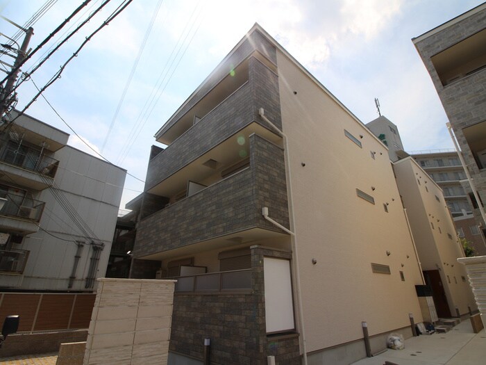 物件外観写真2　(駐輪場)