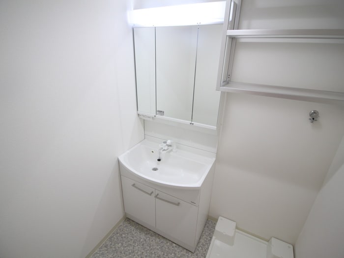 物件内観写真9　(洗面)