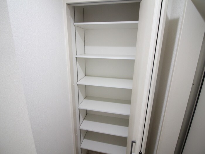 物件内観写真17　(靴箱)