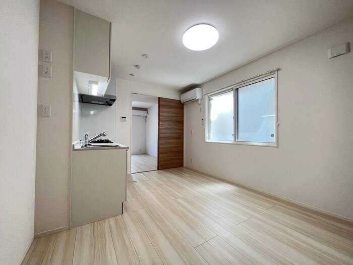 物件内観写真8　(居室)