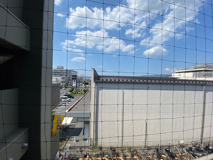 物件内観写真22　(室内からの展望)