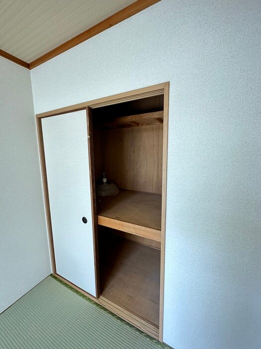 物件内観写真10　(収納)