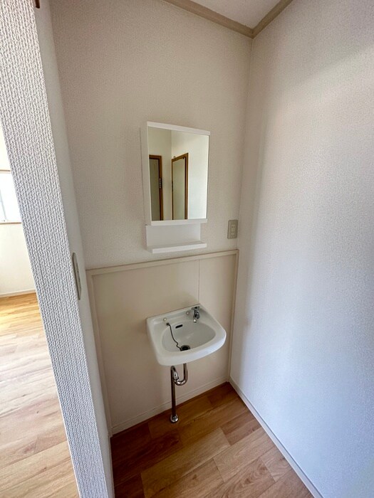 物件内観写真13　(洗面)