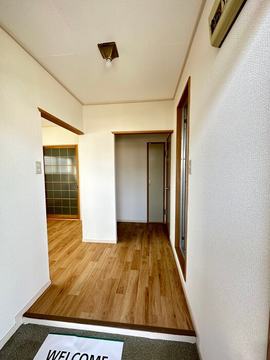 物件内観写真18　(廊下)