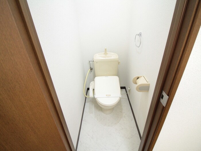 物件内観写真9　(トイレ)