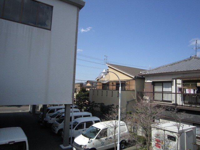 物件内観写真15　(室内からの展望)