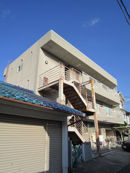 物件外観写真2　(外観写真)