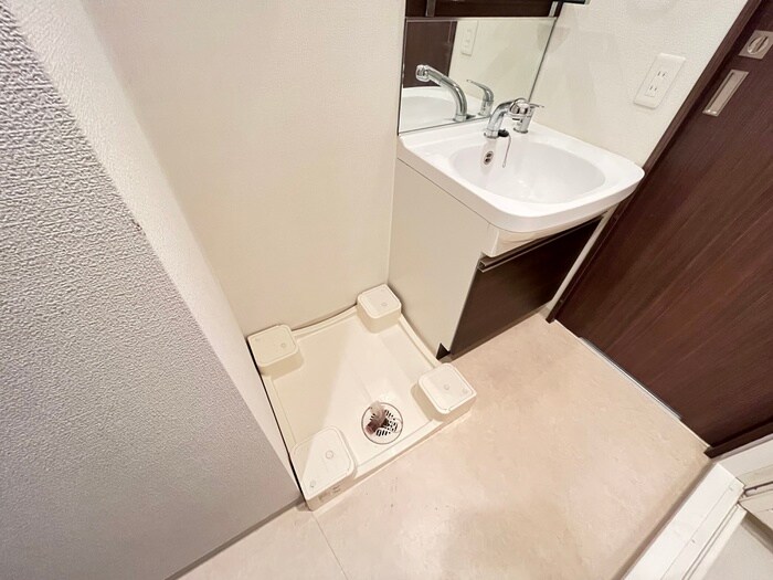 物件内観写真19　(洗濯機置場)