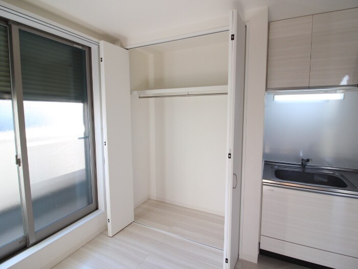 物件内観写真10　(収納)