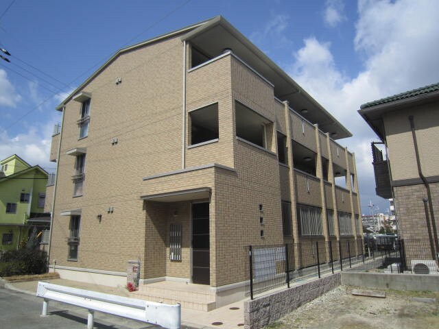 物件外観写真2　(外観写真)