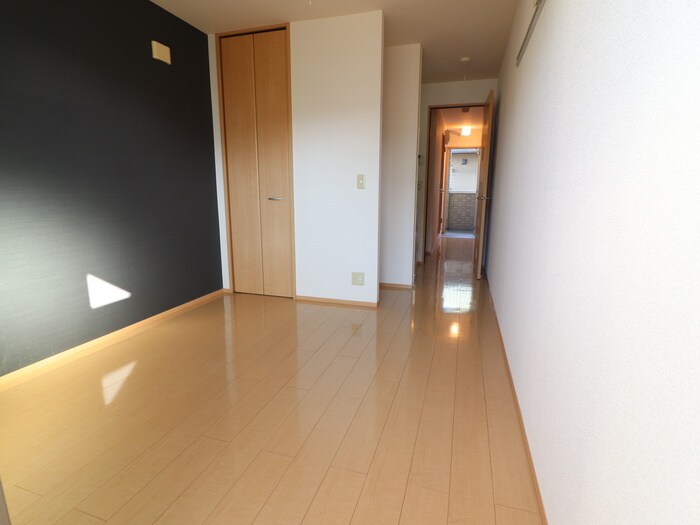 物件内観写真4　(居室)