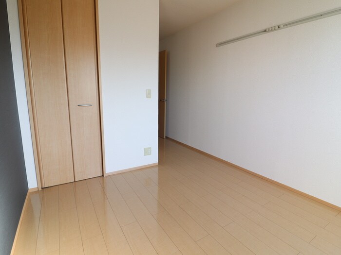 物件内観写真5　(居室)