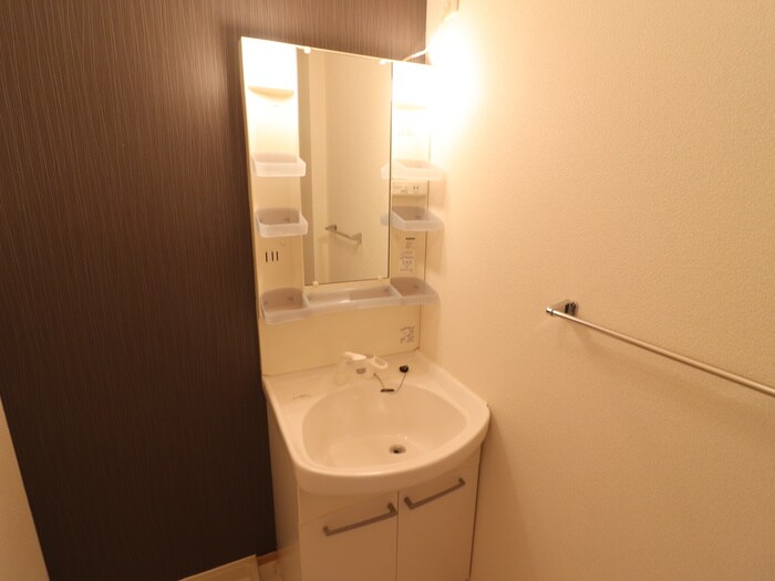 物件内観写真9　(洗面)