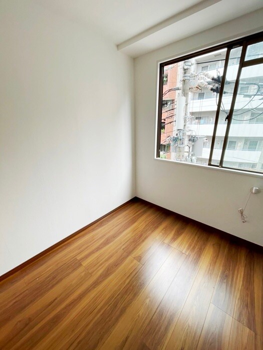 物件内観写真15　(居室)