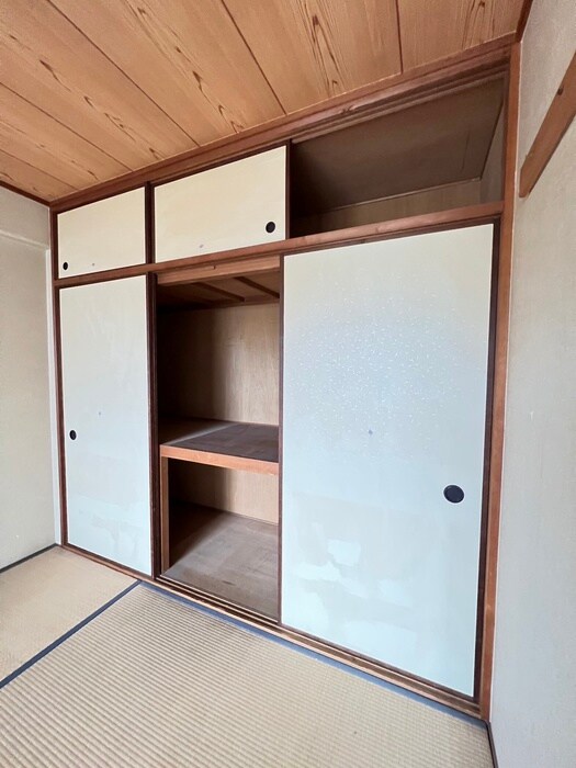 物件内観写真13　(収納)