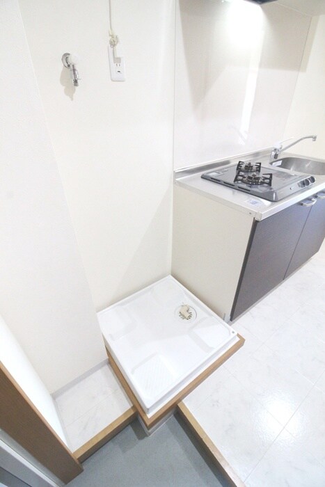 物件内観写真11　(洗濯機置場)