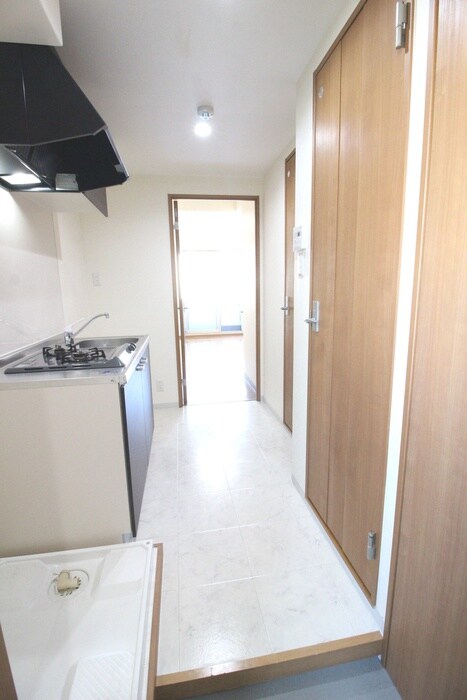 物件内観写真13　(廊下)