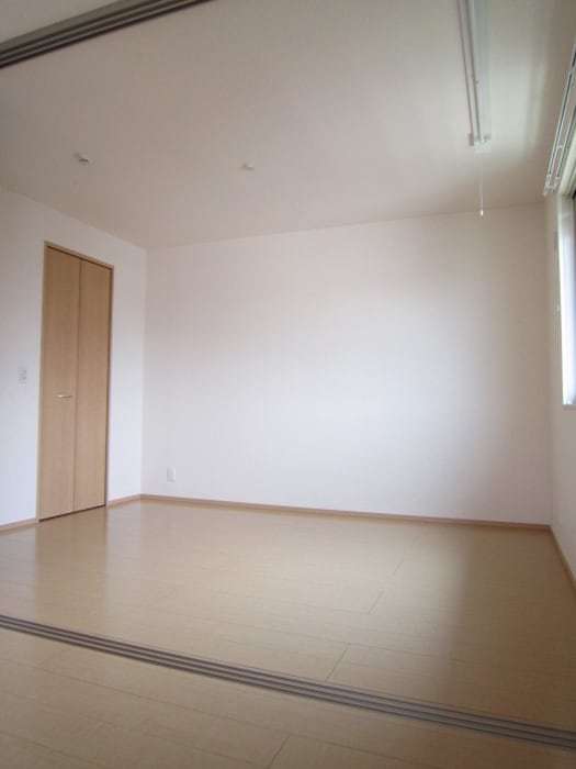 物件内観写真12　(居室)