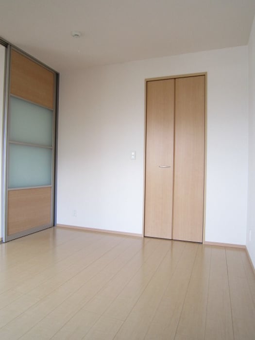 物件内観写真15　(居室)