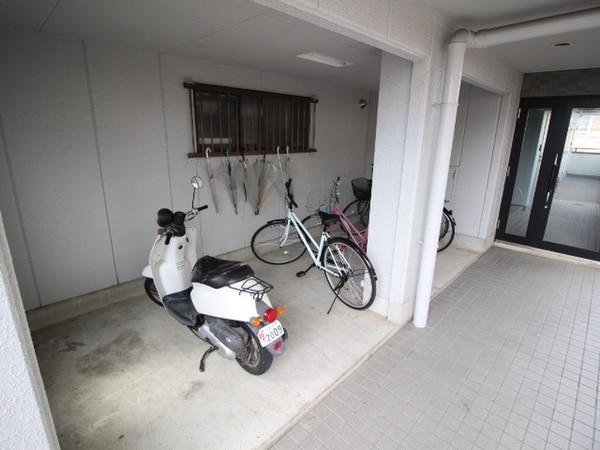 駐輪場