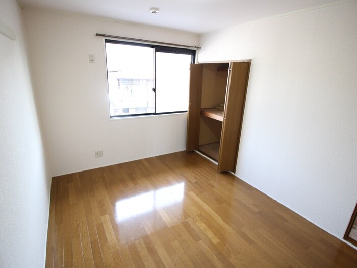 物件内観写真6　(居室)