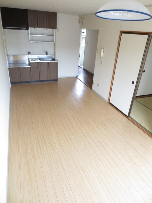 物件内観写真6　(居室)