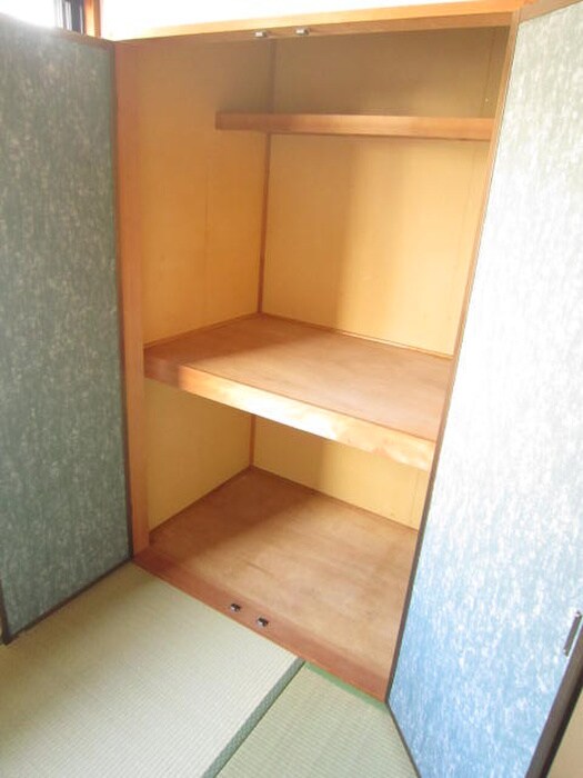 物件内観写真12　(収納)