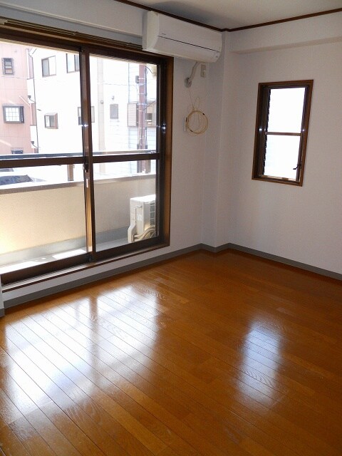 物件内観写真6　(居室)