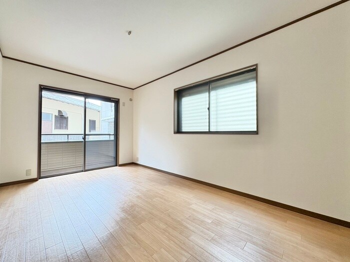 物件内観写真8　(居室)