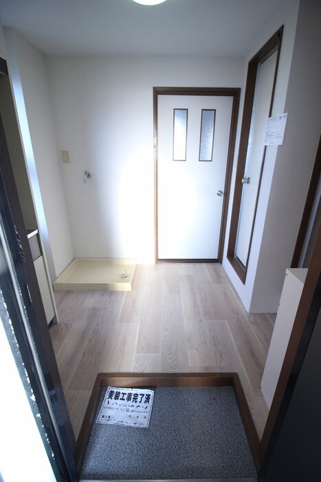 物件内観写真8　(廊下)