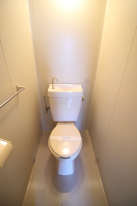 物件内観写真13　(トイレ)