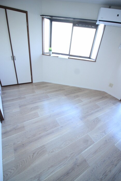 物件内観写真14　(居室)